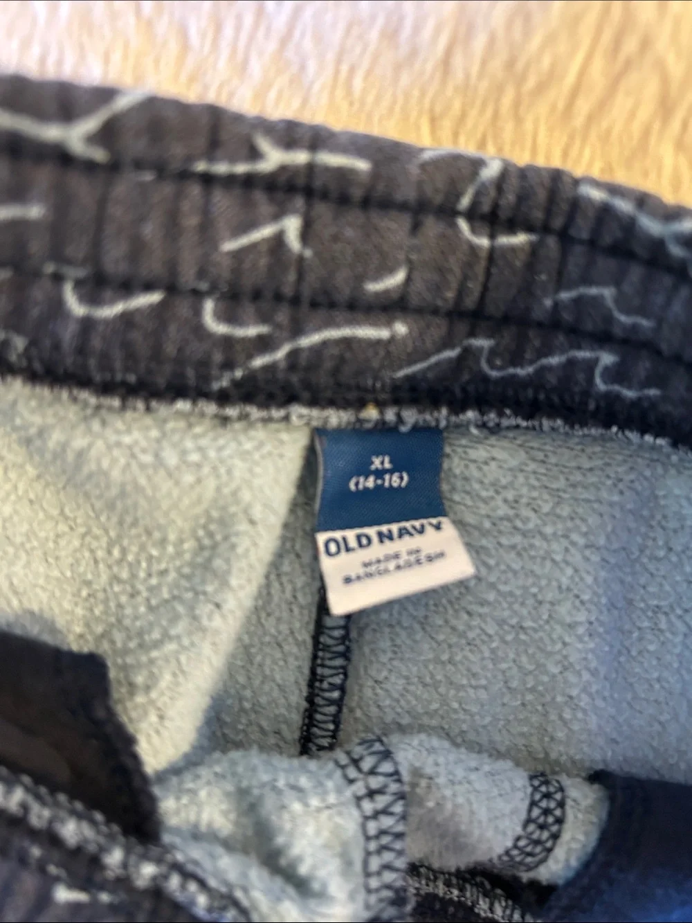 Old Navy Navy Wave-Print Knit Shorts with White Drawstring